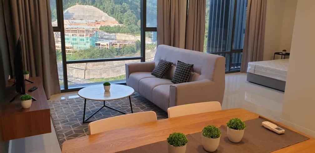 Kl East Ridge Rara Apartment